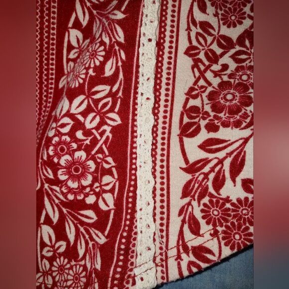 COPY - One blouse - Picture 7 of 16